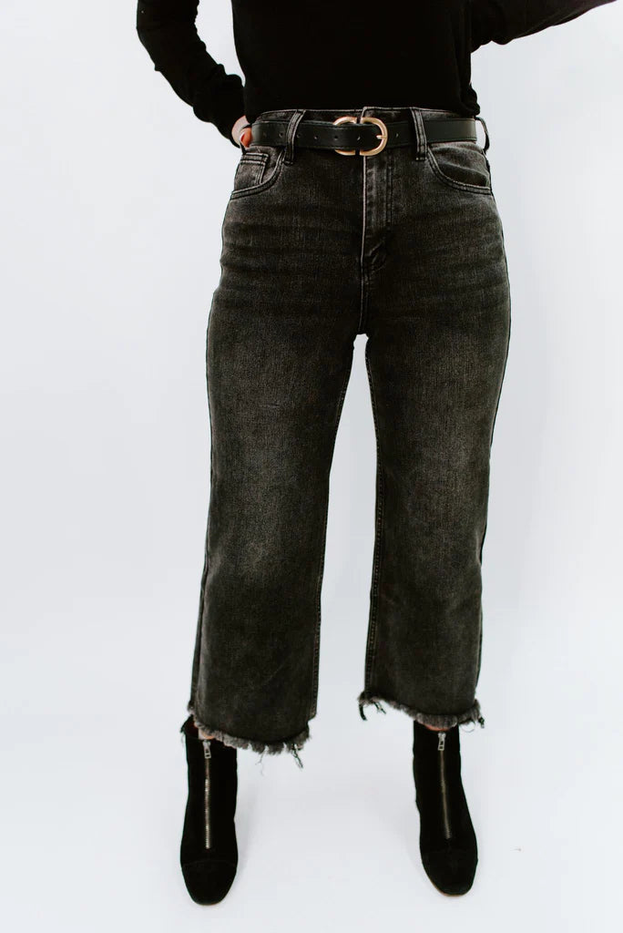 Risen Jeans: The Ultimate Blend of Style and Comfort | Nora Gray Boutique