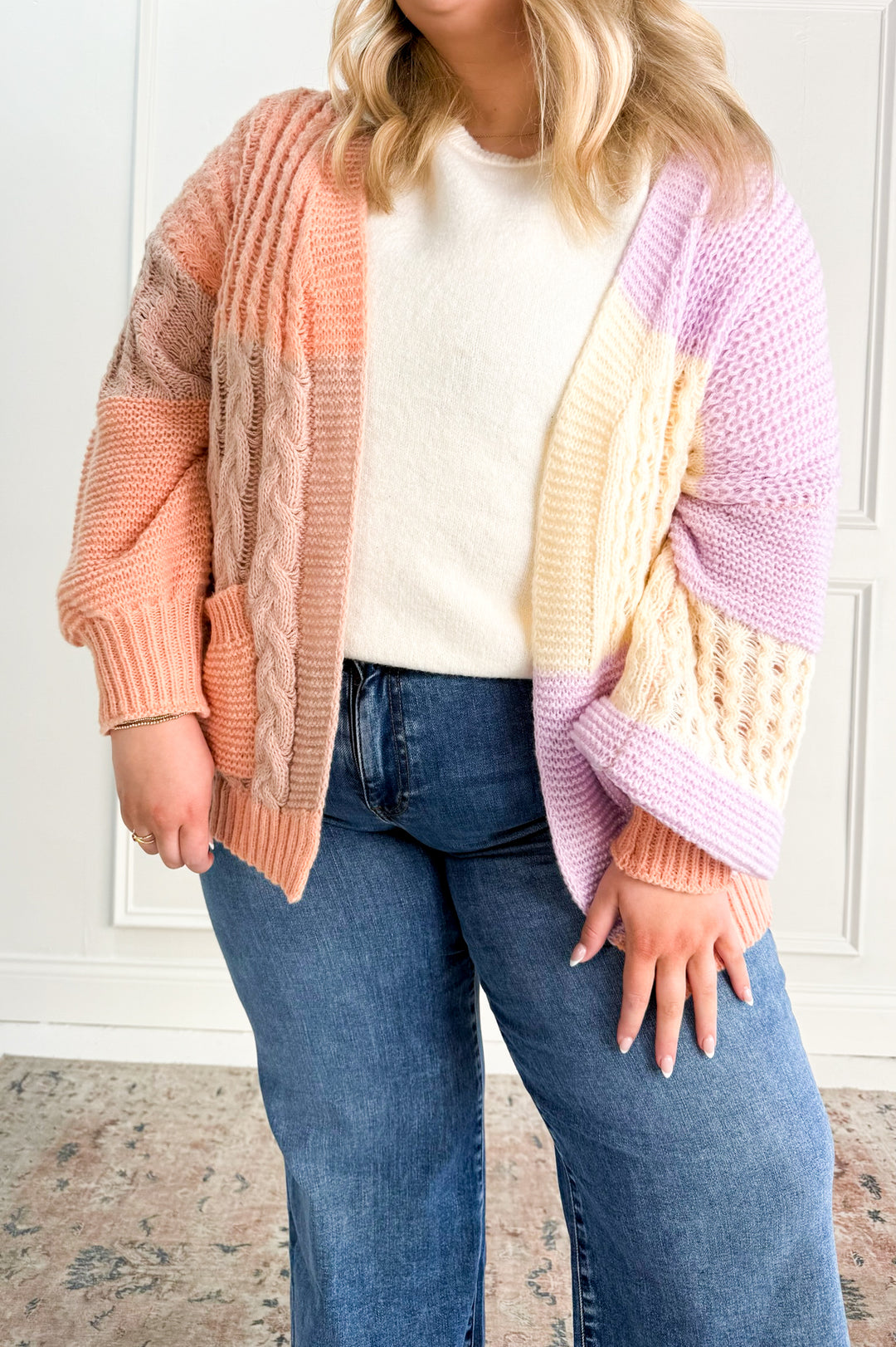 Colorblock Sweater Curvy Cardigan