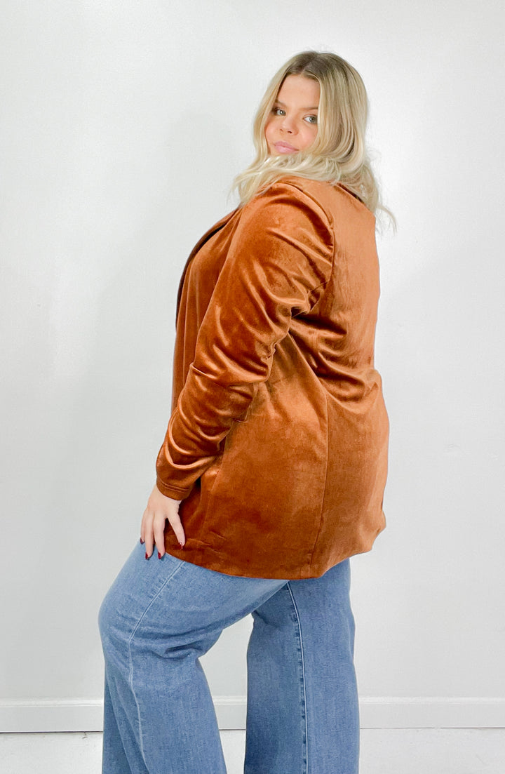 Velvet Collared Lapel Tailored Curvy Blazer