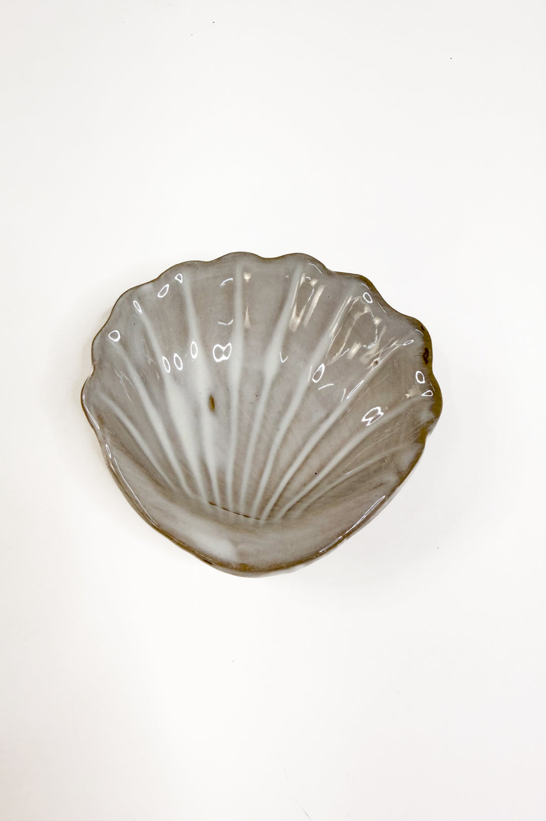 Coastal Clamshell Vanity Tray