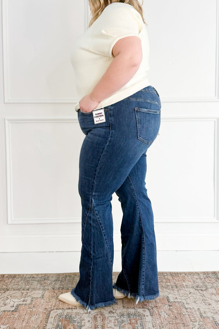 Risen Mid Rise Flare Side Seam Detailing Curvy Jeans