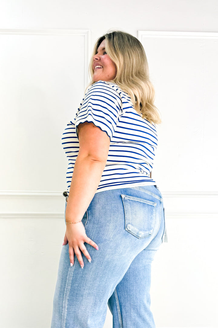 Curvy Scallop Stripe Tee