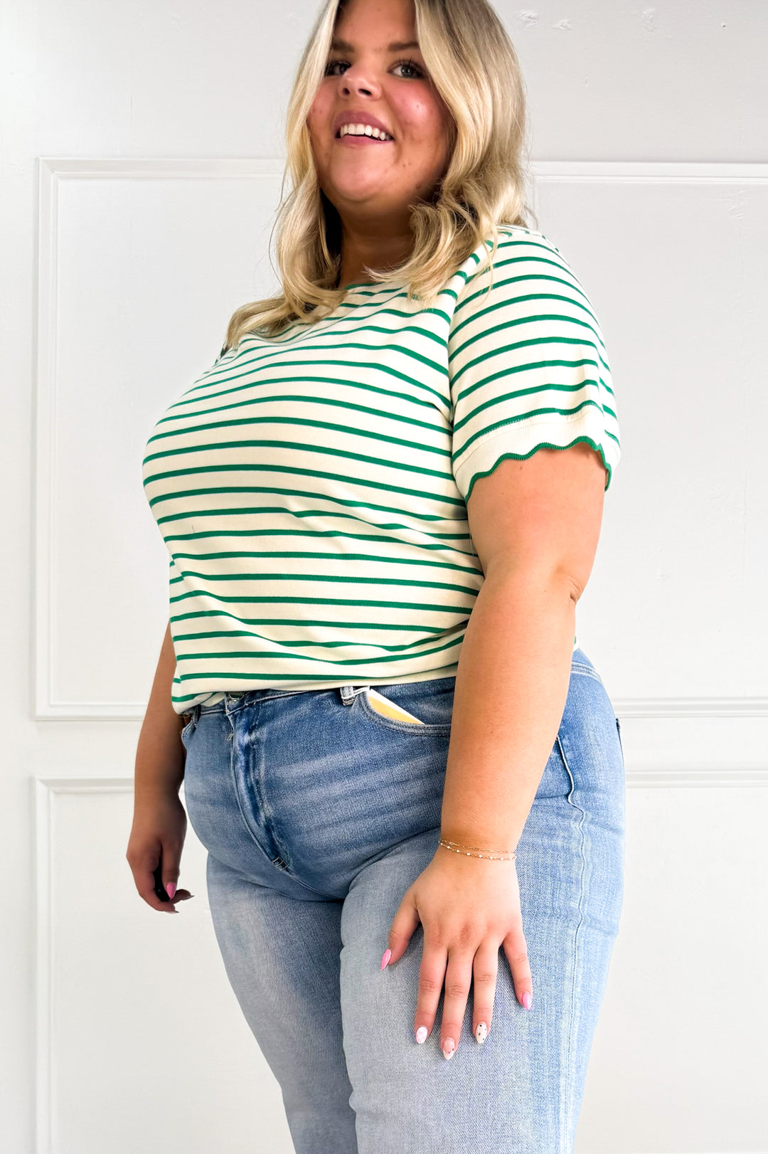 Curvy Scallop Stripe Tee