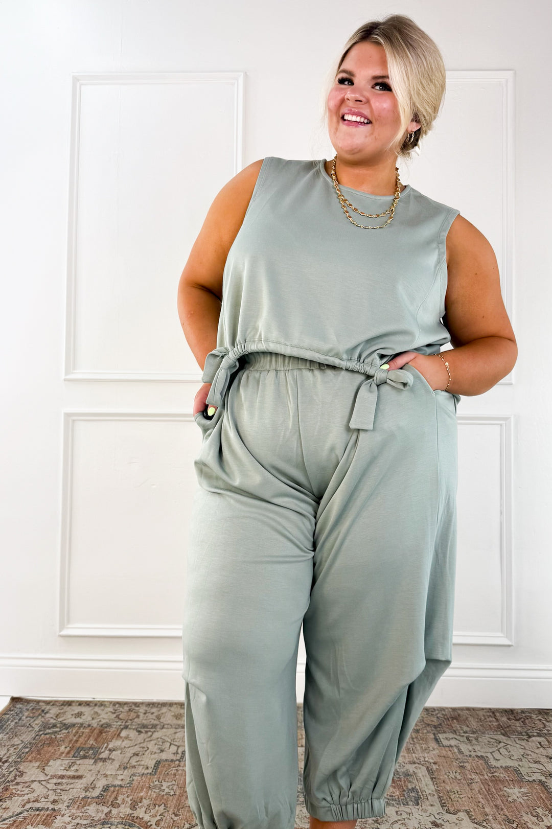 Curvy Sage Ease Cinched Top