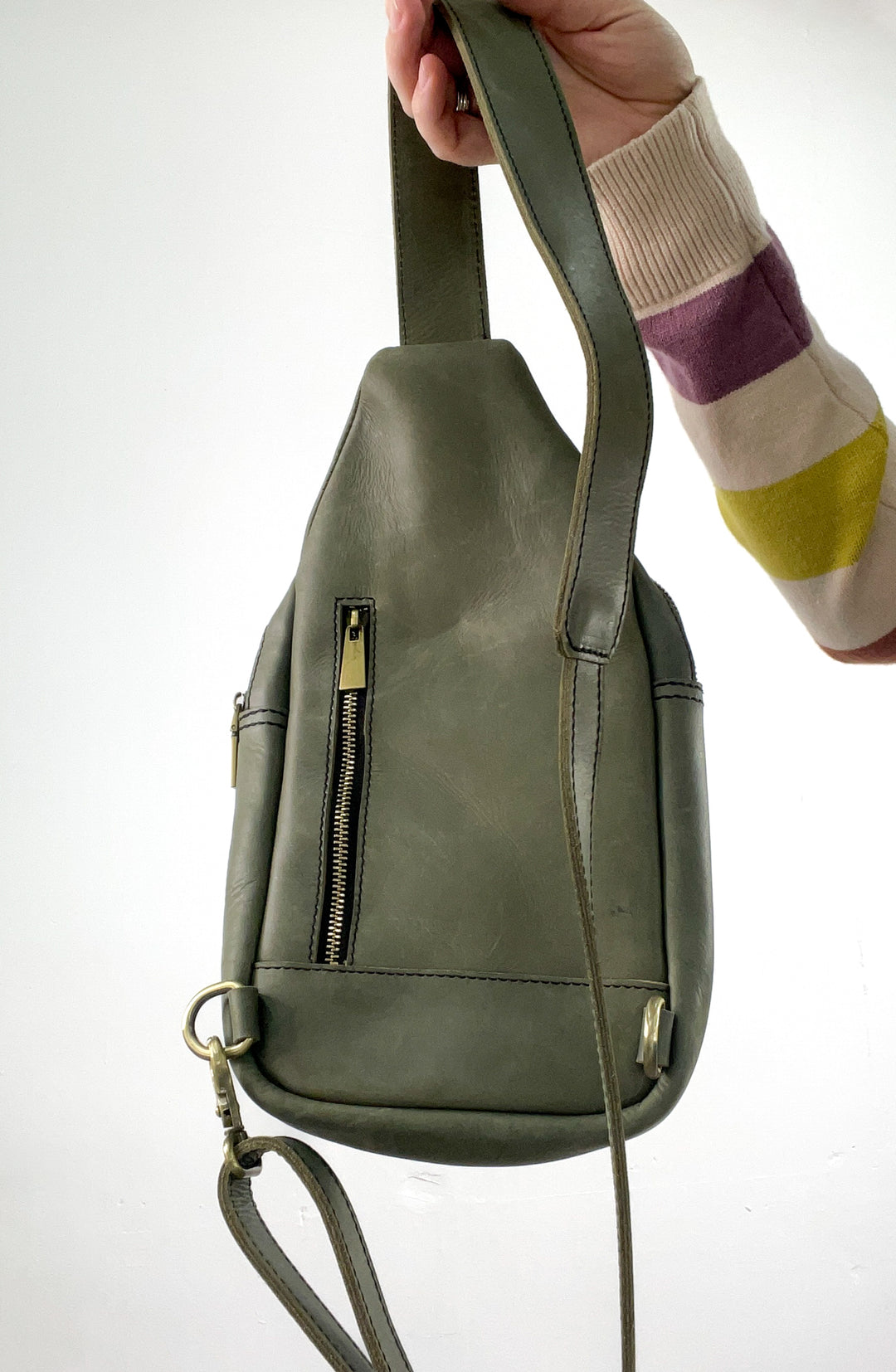 Zelaki Leather Co. Addis Sling Bag