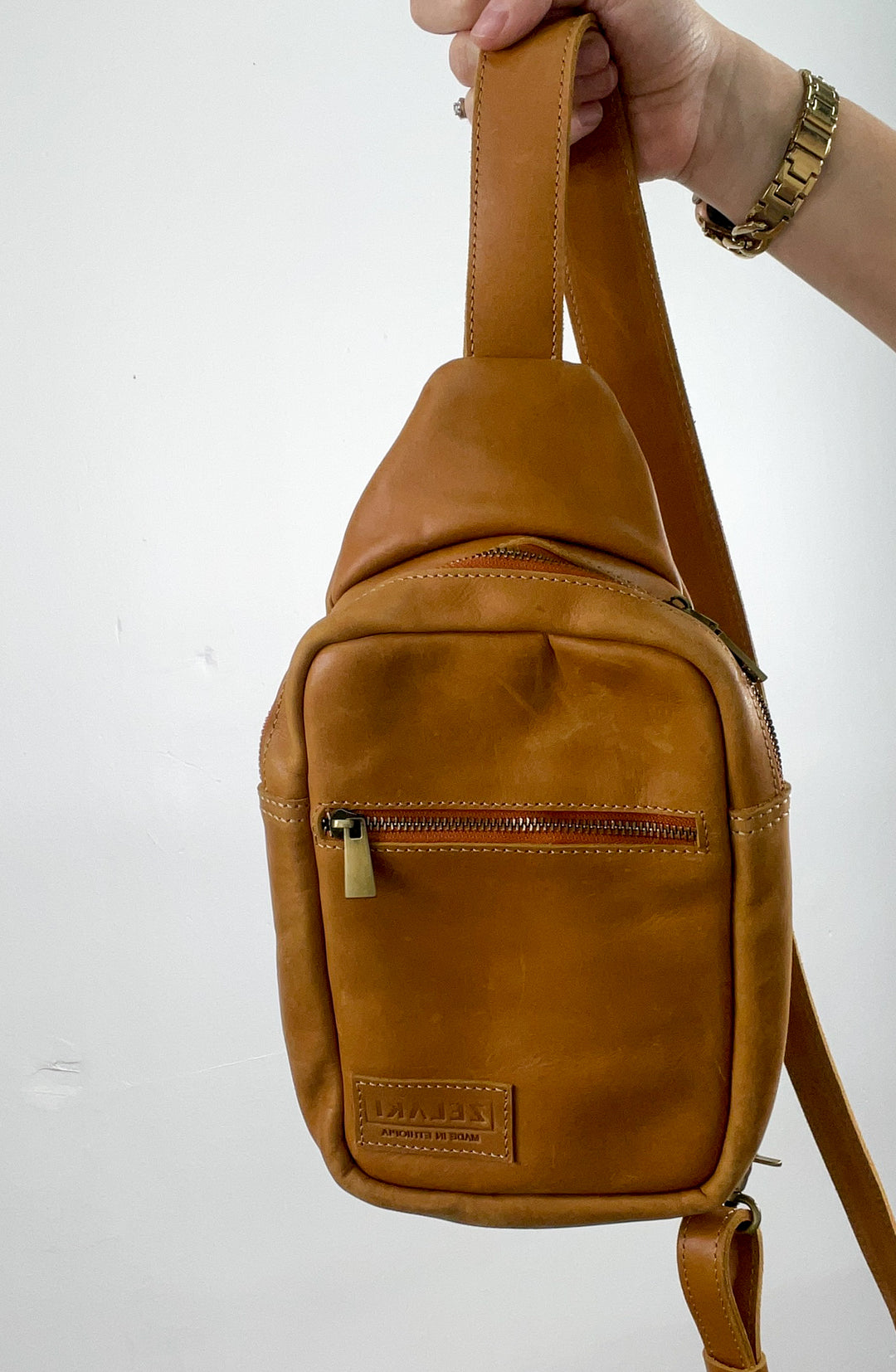 Zelaki Leather Co. Addis Sling Bag