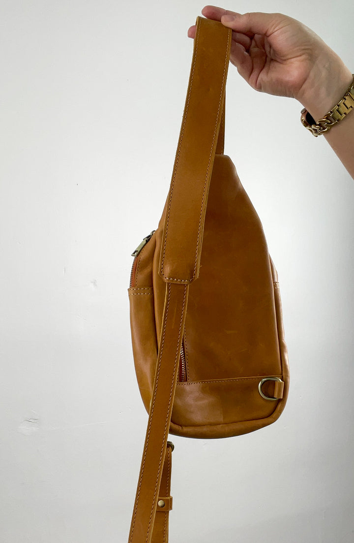 Zelaki Leather Co. Addis Sling Bag