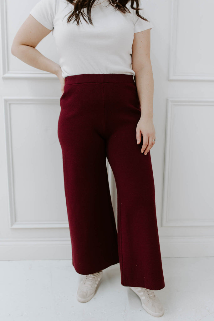 Thriving Cropped Sweater Pants