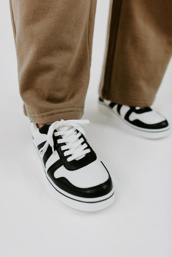 Landry Classic Everyday Sneaker in Black and White