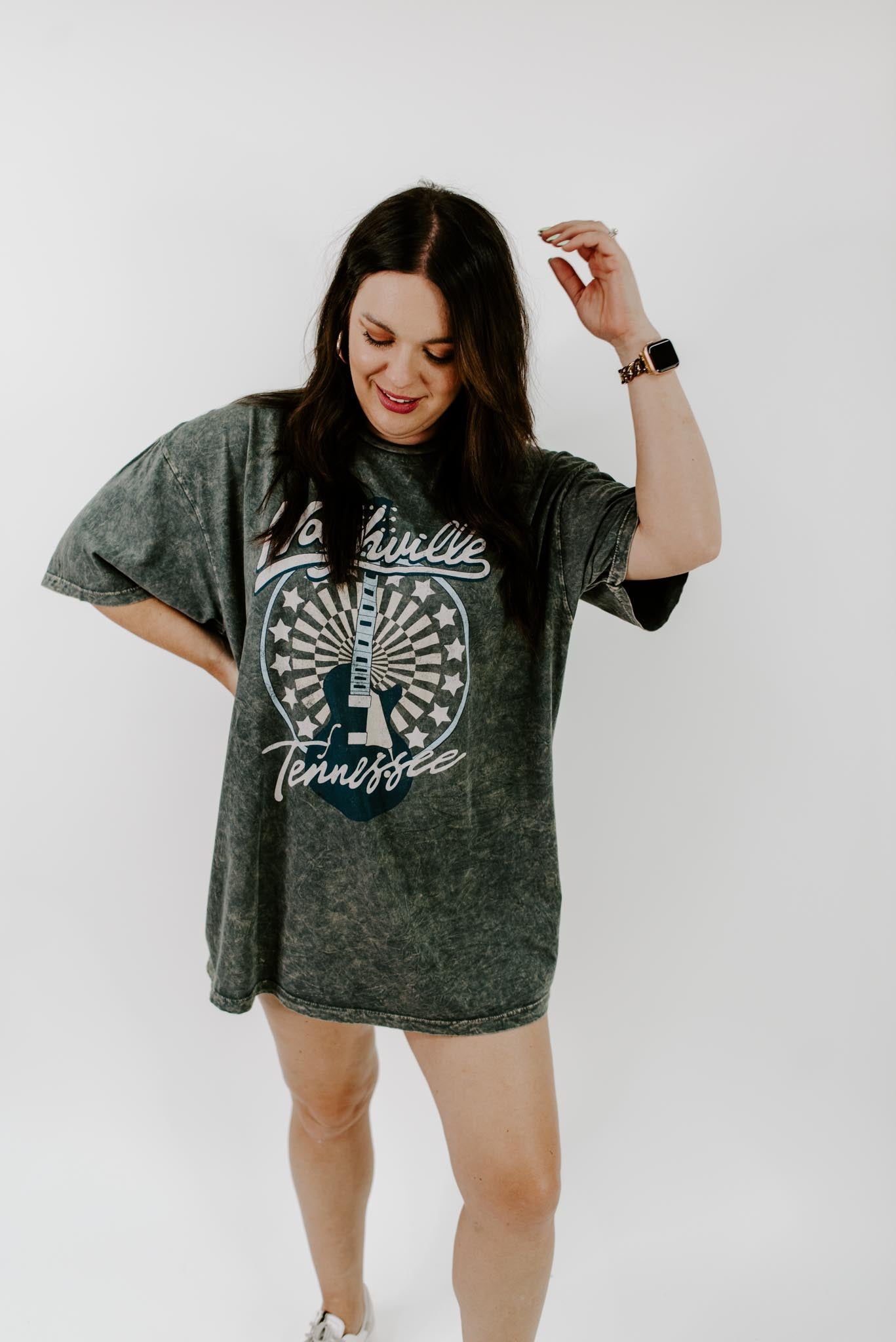 Load image into Gallery viewer, Nashville Guitar Curvy Graphic Tee
