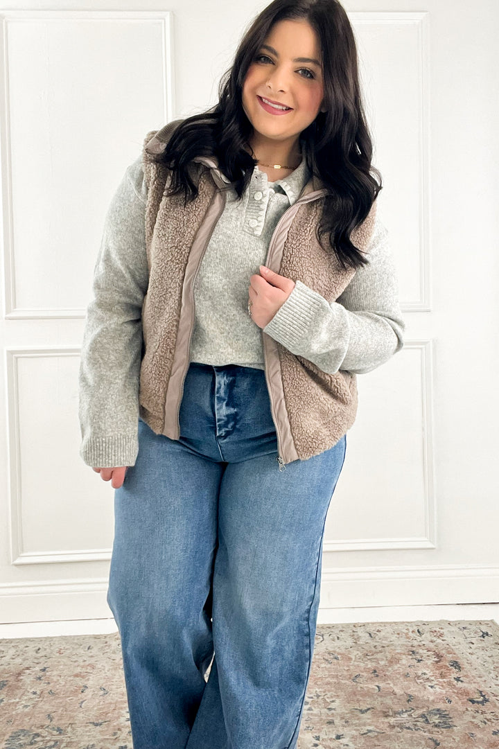 Embroidered Collar Knit Polo Sweater