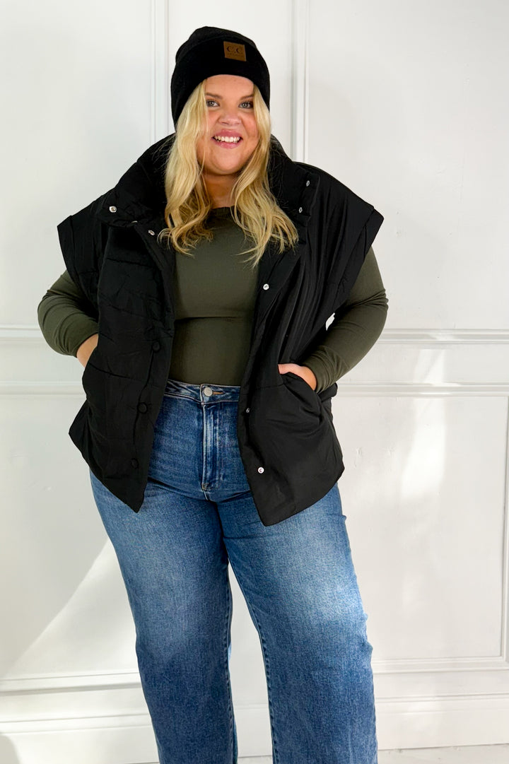 Oversize Snap Button Puffer Curvy Vest