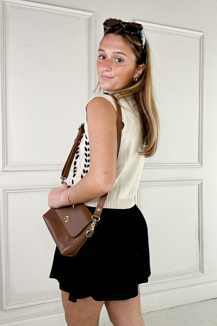 Contrast Stitch Knit Detail Sweater Vest