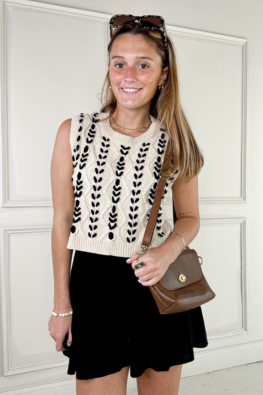 Contrast Stitch Knit Detail Sweater Vest