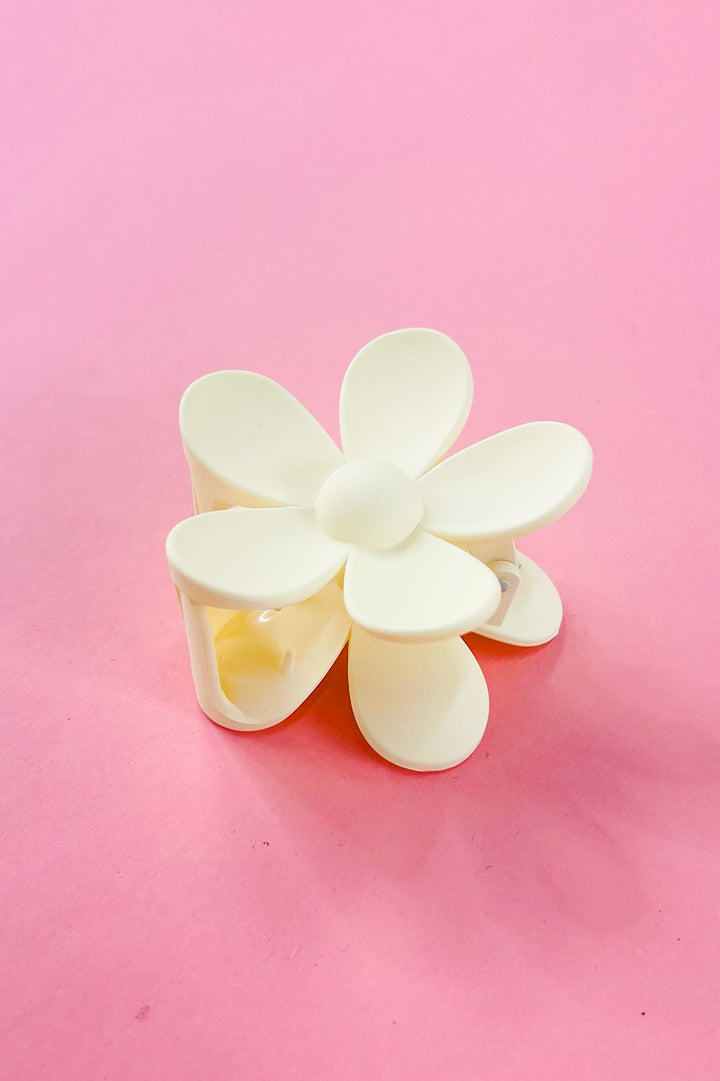 Pyxie Matte Flower Claw Clip