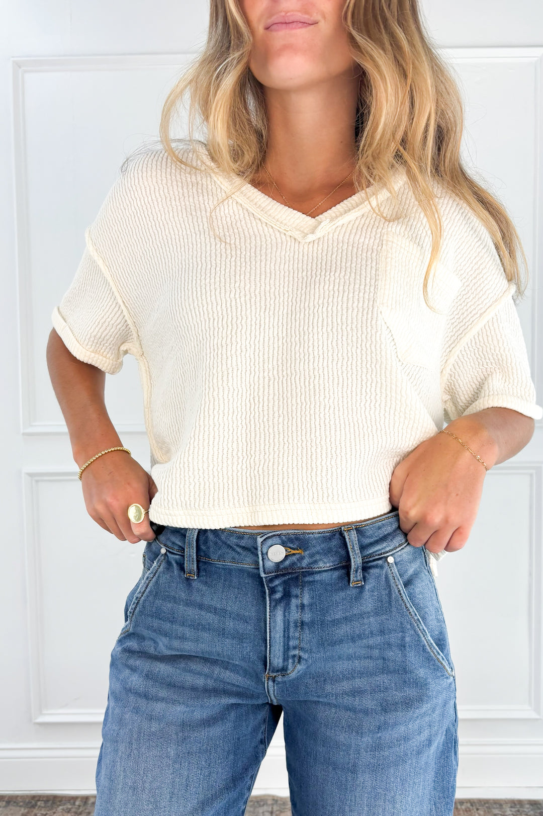 Slouchy Cropped Barrel Jeans with Cuffed Hem