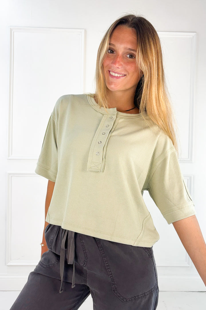 Exposed Seam Short Sleeve Boxy Henley Top