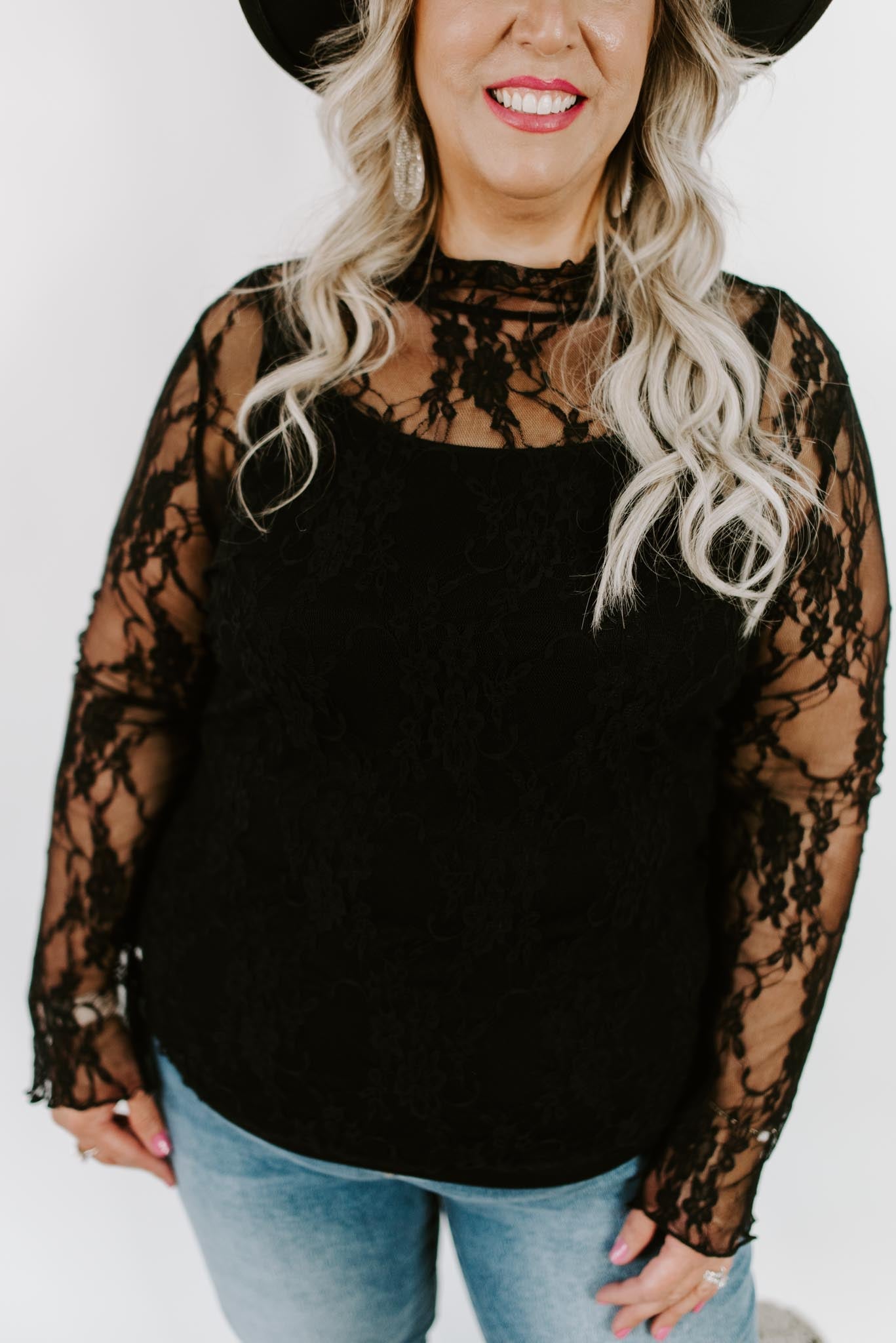 Load image into Gallery viewer, Lilah Curvy Mesh Floral Top
