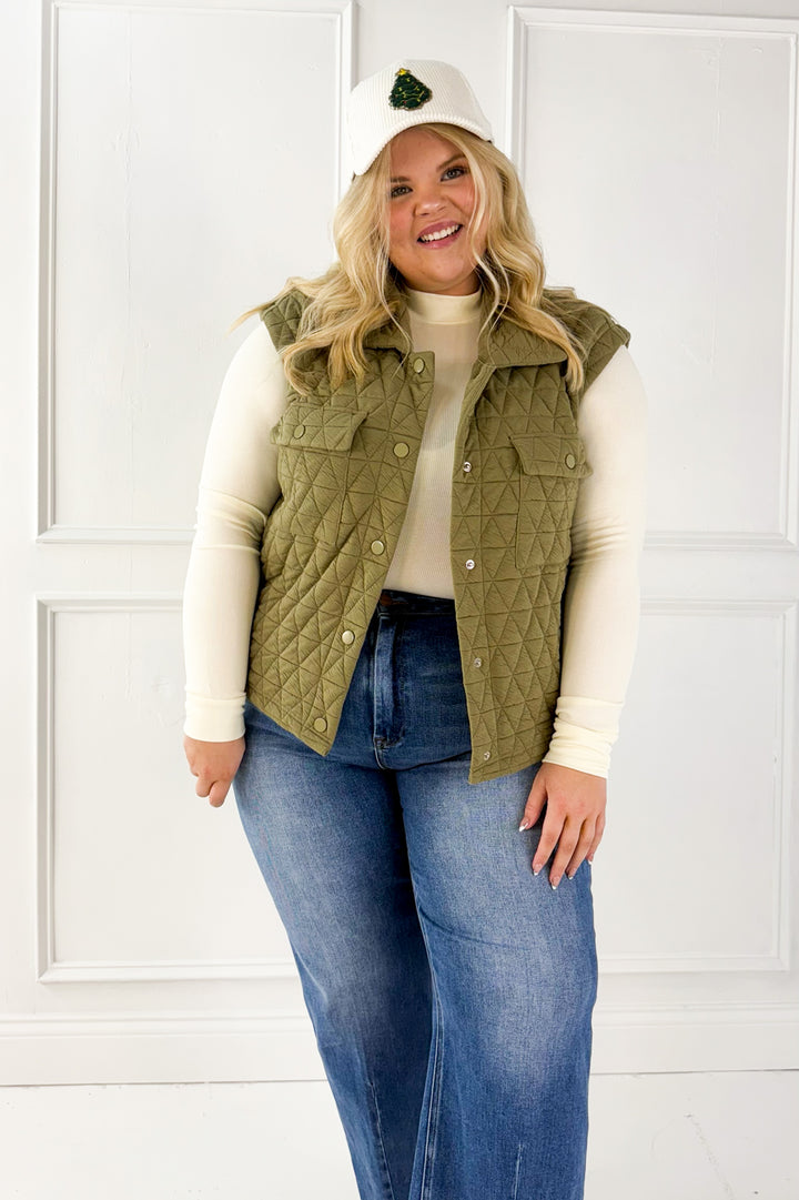 Quilted Snap Button Curvy Vest