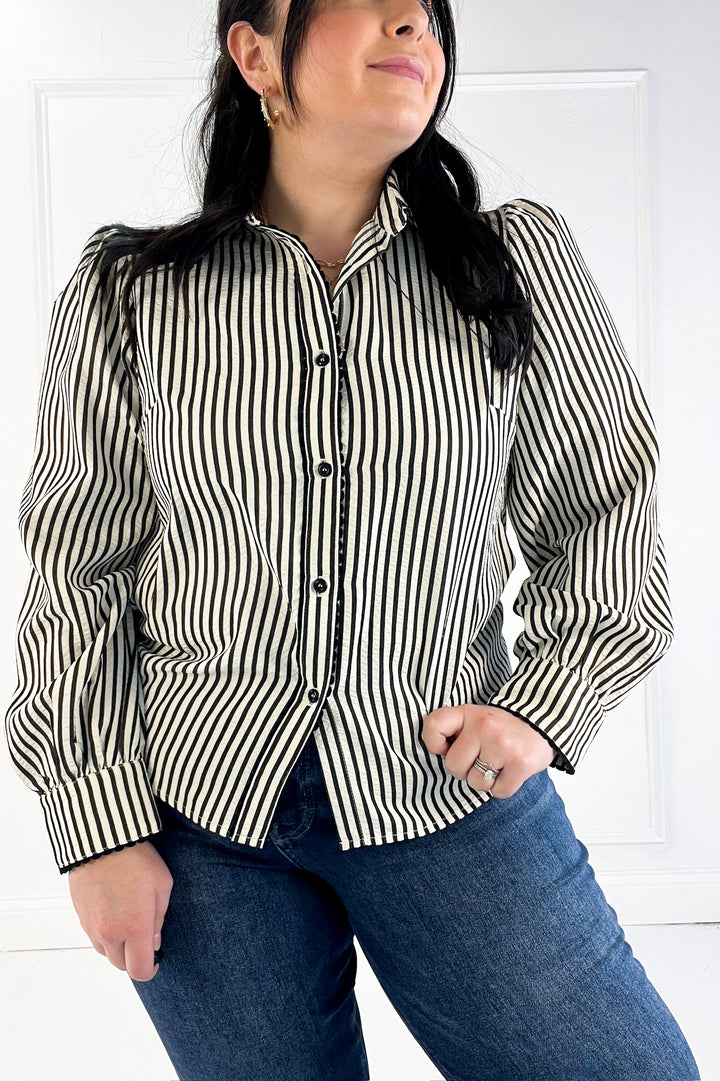 Stripe Scallop Trim Detail Puff Sleeve Blouse