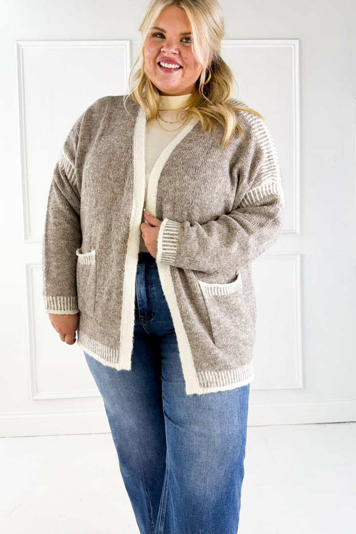 Contrast Stitch Wool Curvy Cardigan