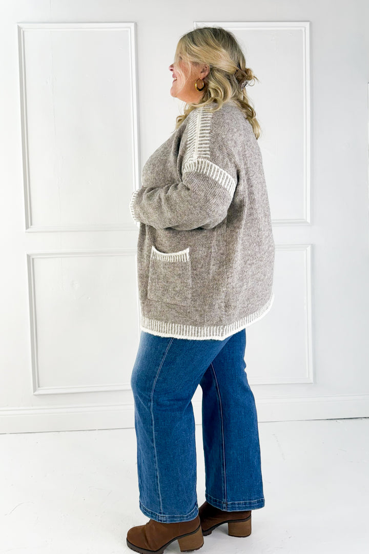 Contrast Stitch Wool Curvy Cardigan