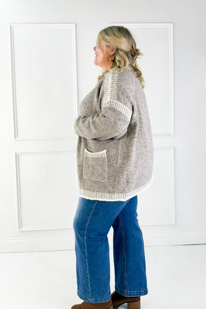 Contrast Stitch Wool Curvy Cardigan