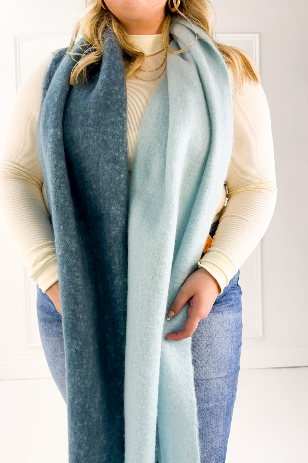 Solid Two Tone Tassel Scarf