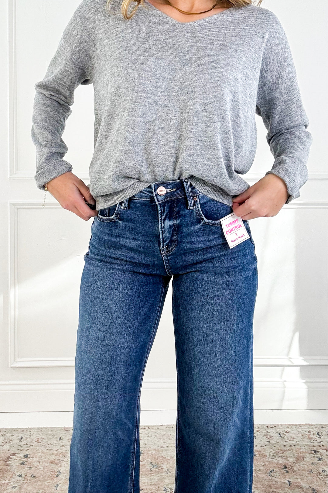 Lightweight Marled V-Neck Long Sleeve Sweater