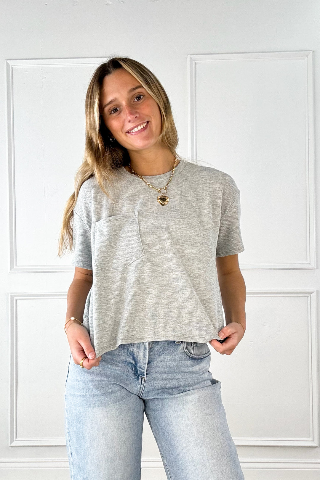 Round Neck Short Sleeve Pocket Tee
