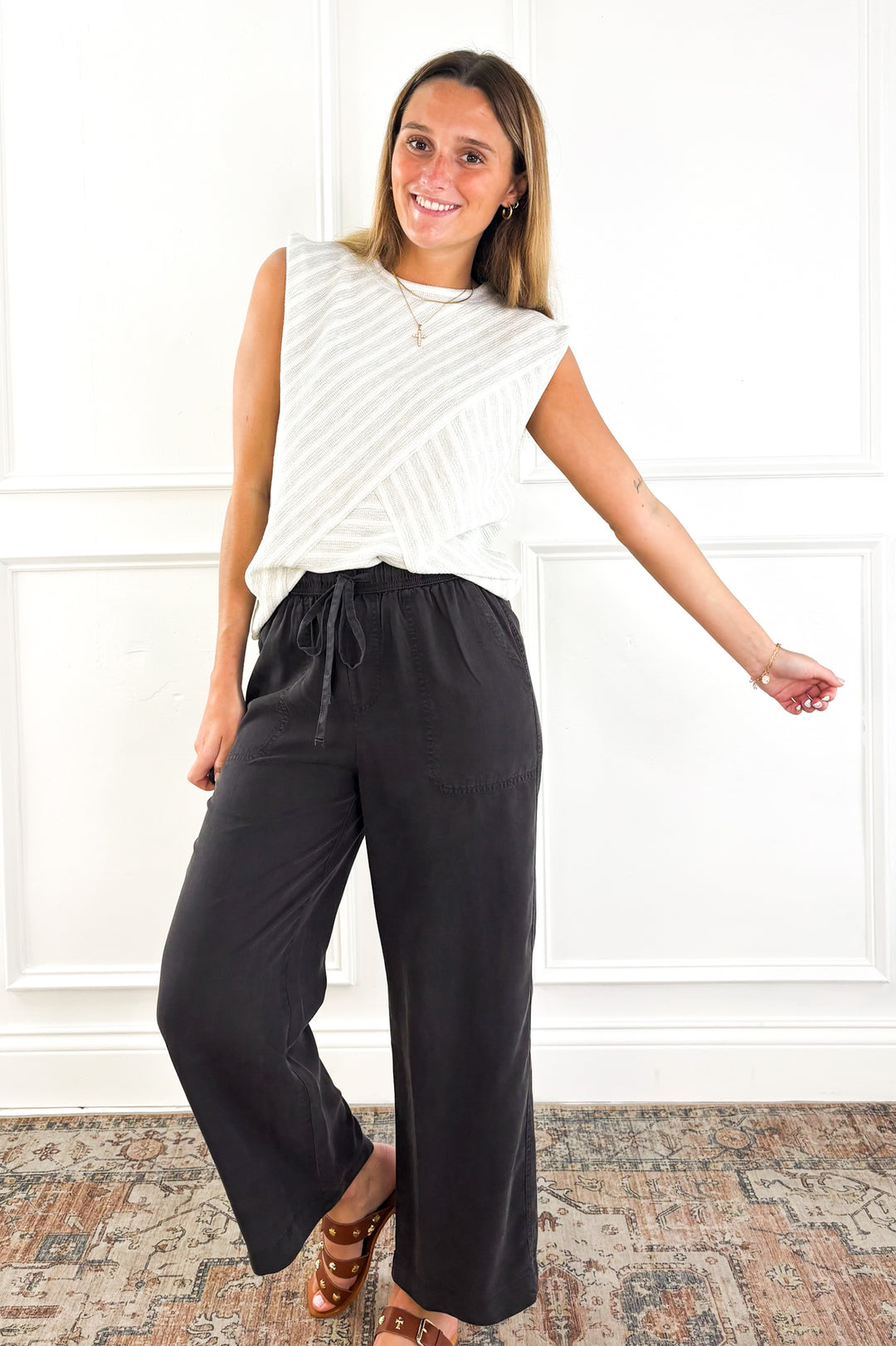 Everyday Escape Drawstring Pants