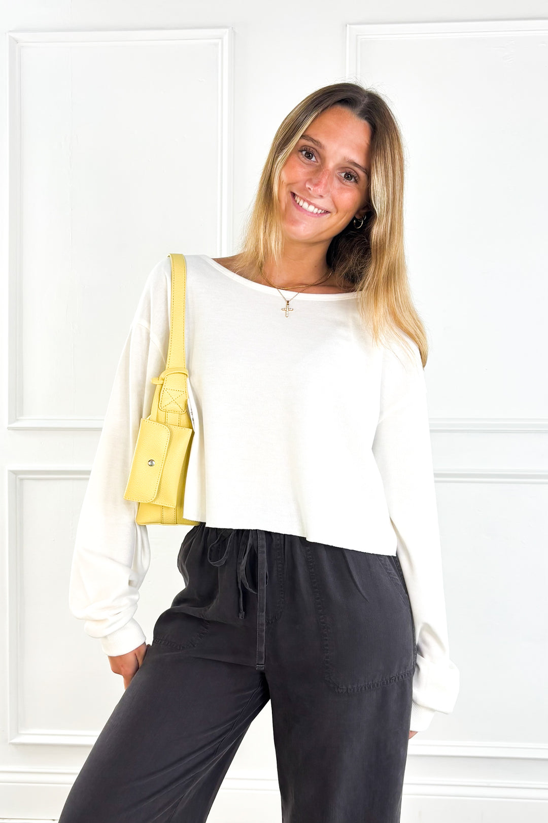 Cool Off-Shoulder Pullover