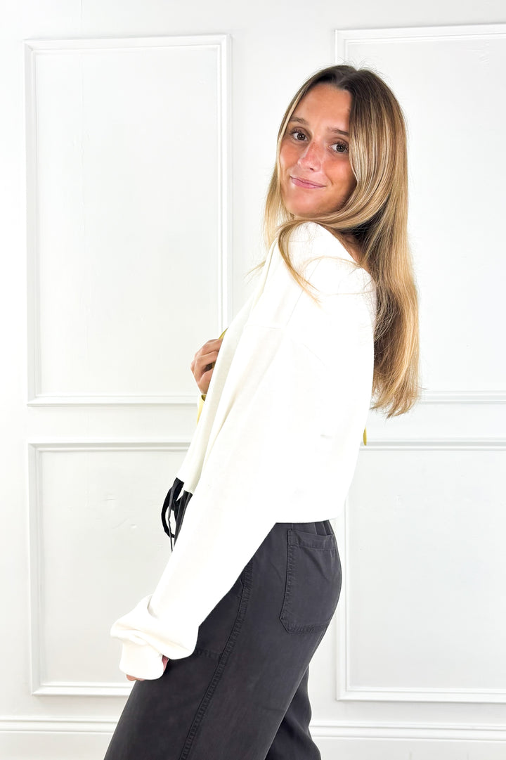 Cool Off-Shoulder Pullover