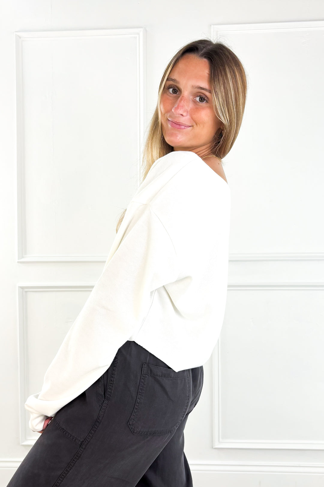 Cool Off-Shoulder Pullover