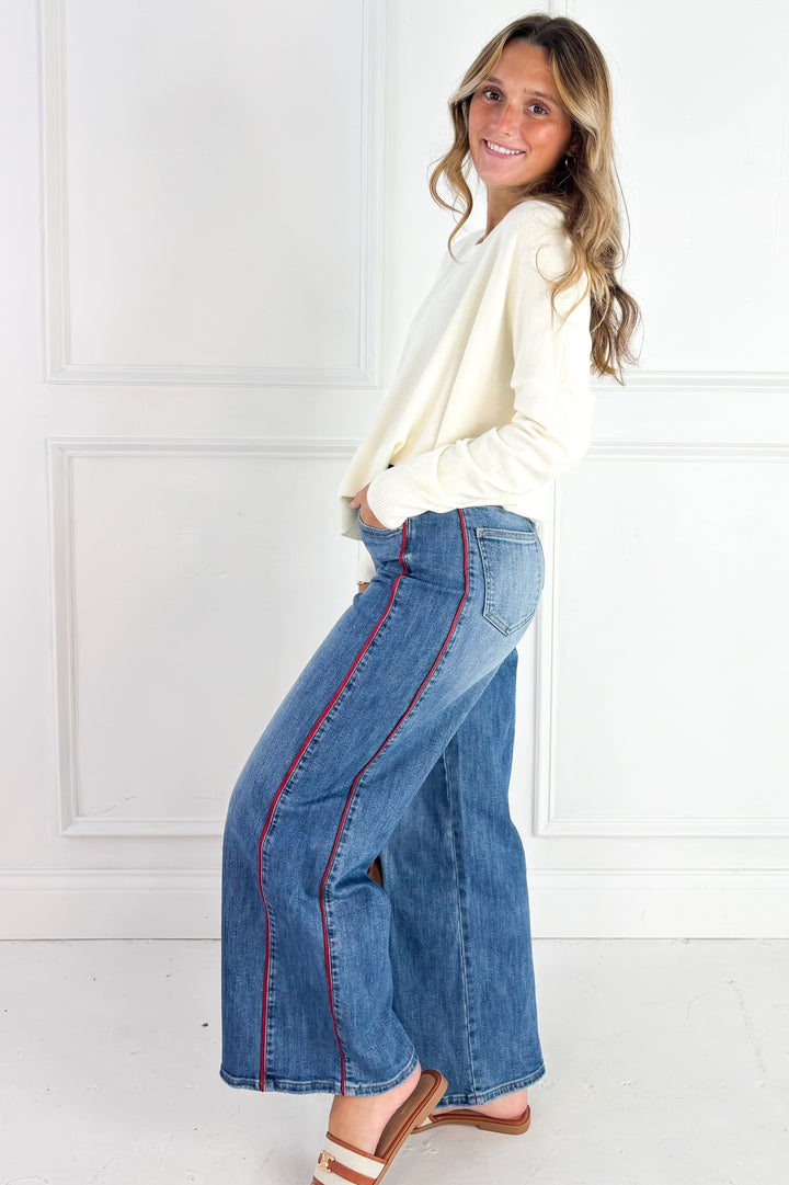 Lightweight Front Seam Pullover Sweater