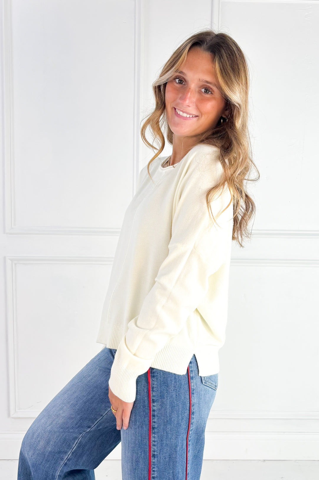 Lightweight Front Seam Pullover Sweater