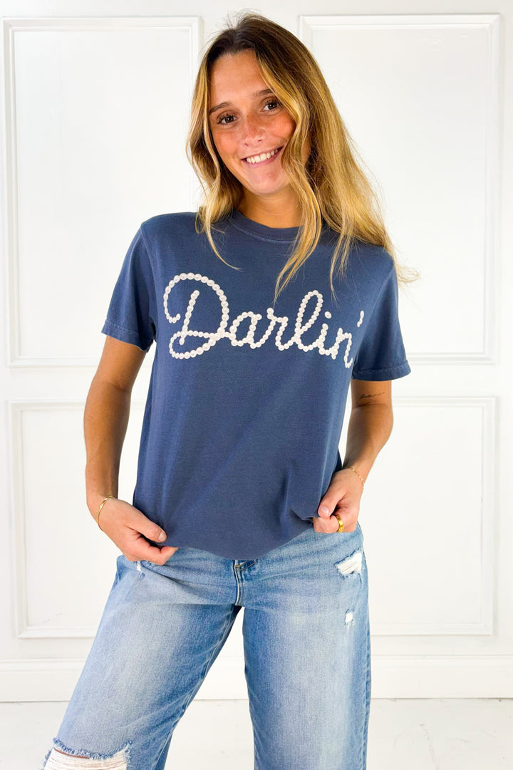 Darlin’ Pearl Graphic Tee