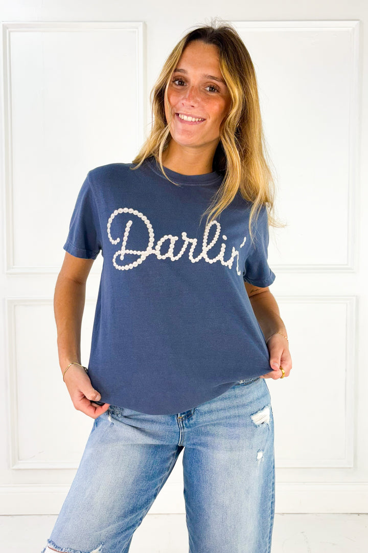 Darlin’ Pearl Graphic Tee