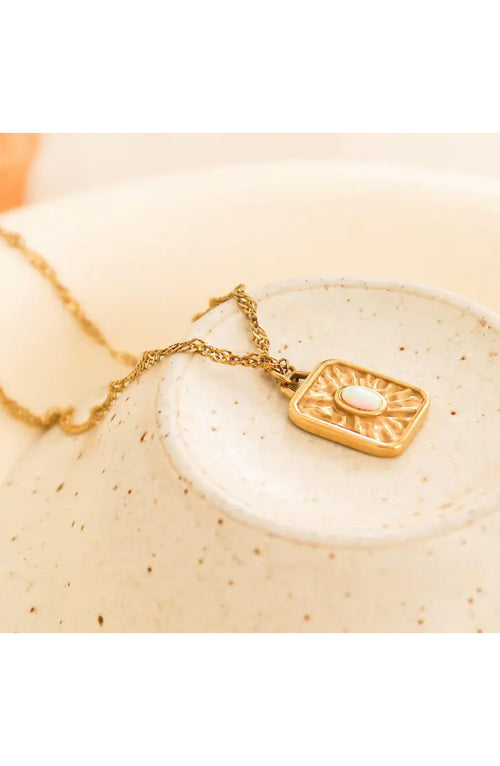 Elanie 18K Stone of Sun Necklace