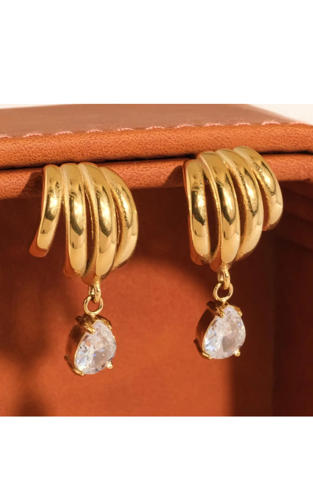 Dovely 18K Gold Non-Tarnish Earrings
