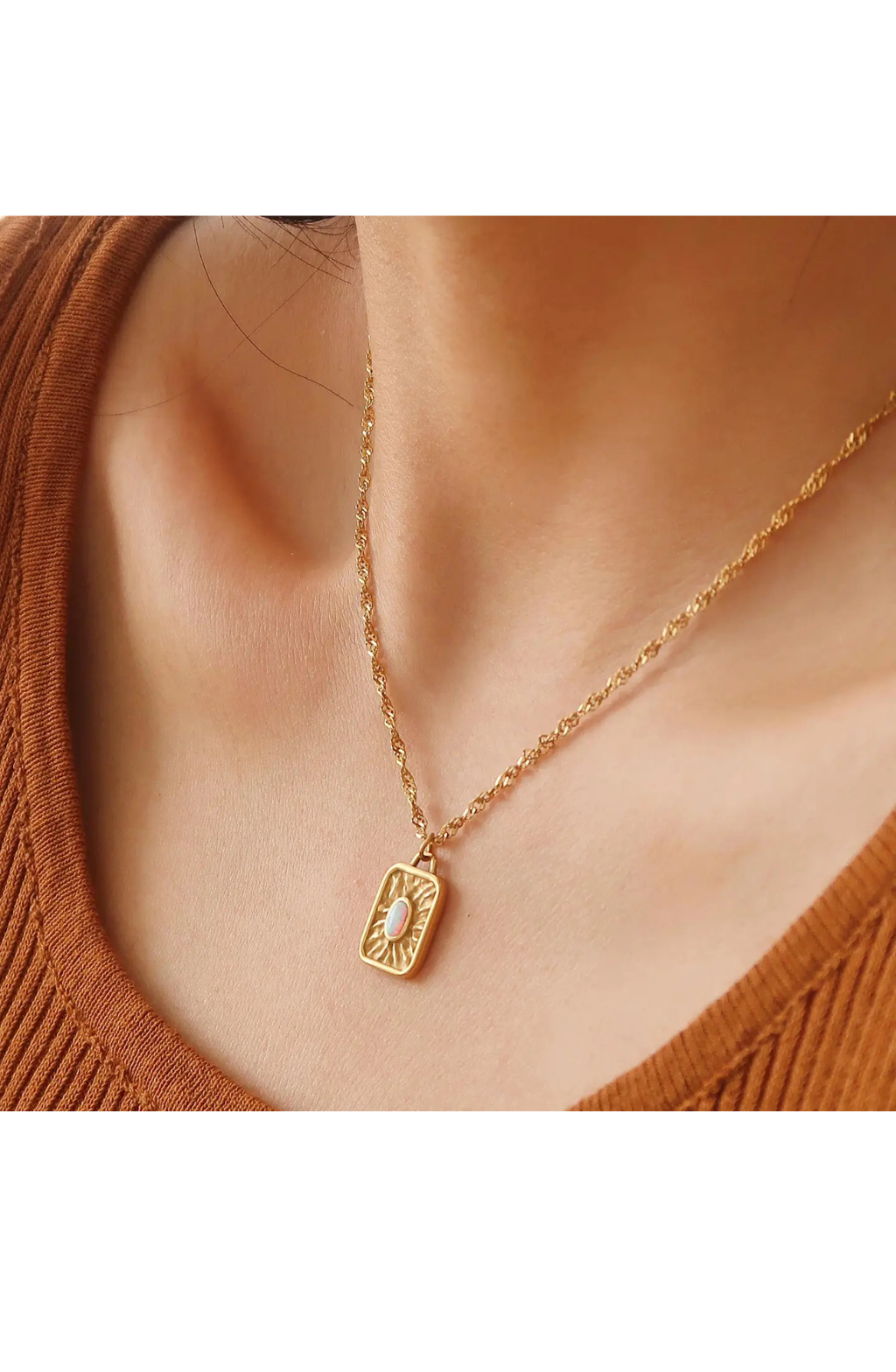 Elanie 18K Stone of Sun Necklace