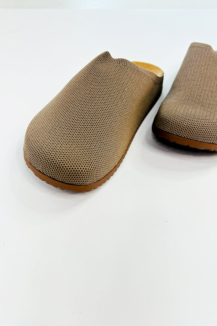 Breathable Knit Comfort Clog