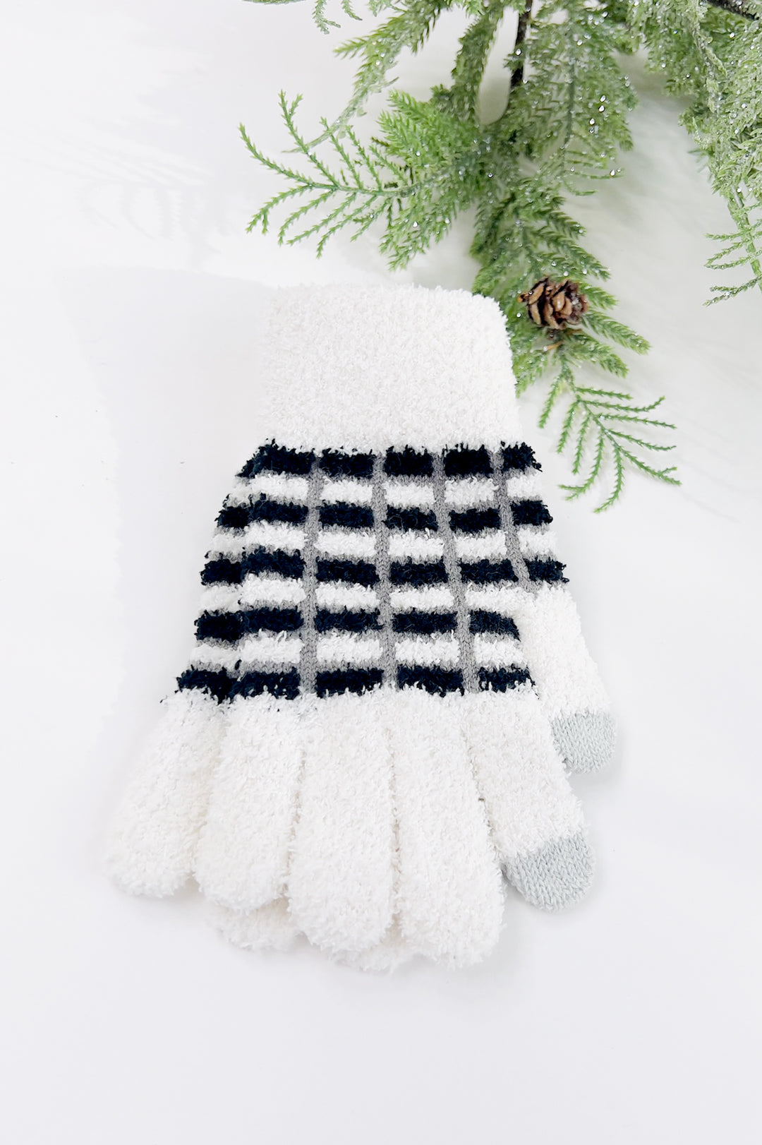 Ultra Soft Women’s Gloves