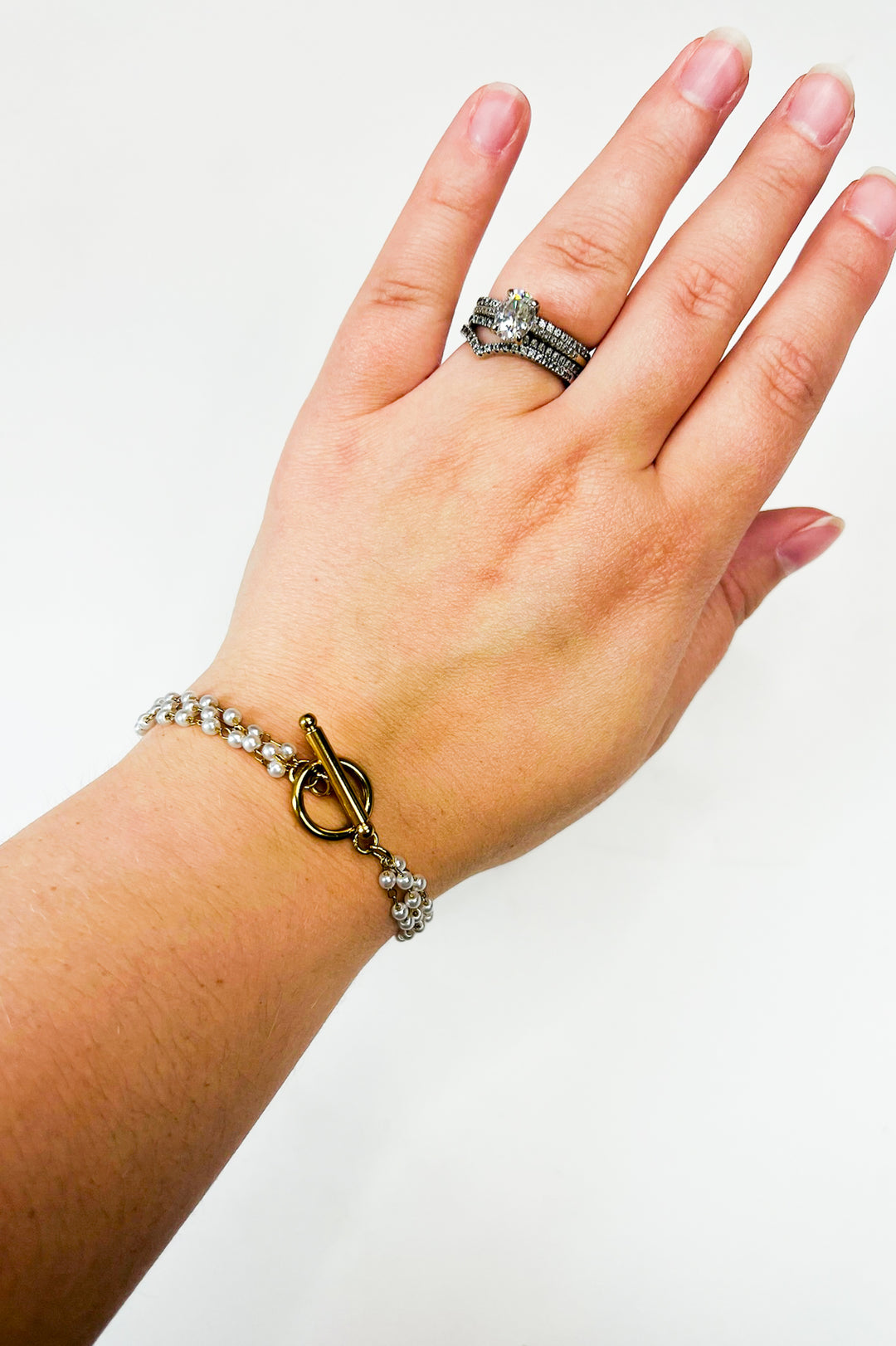 Pearl Chain Clasp Bracelet