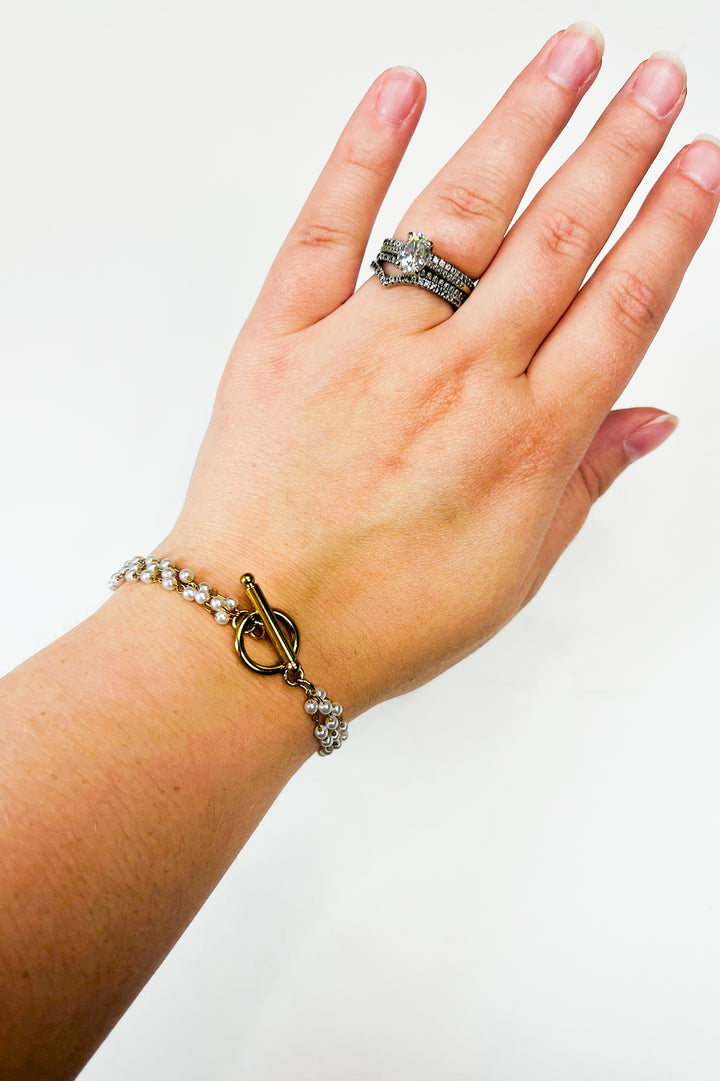 Pearl Chain Clasp Bracelet