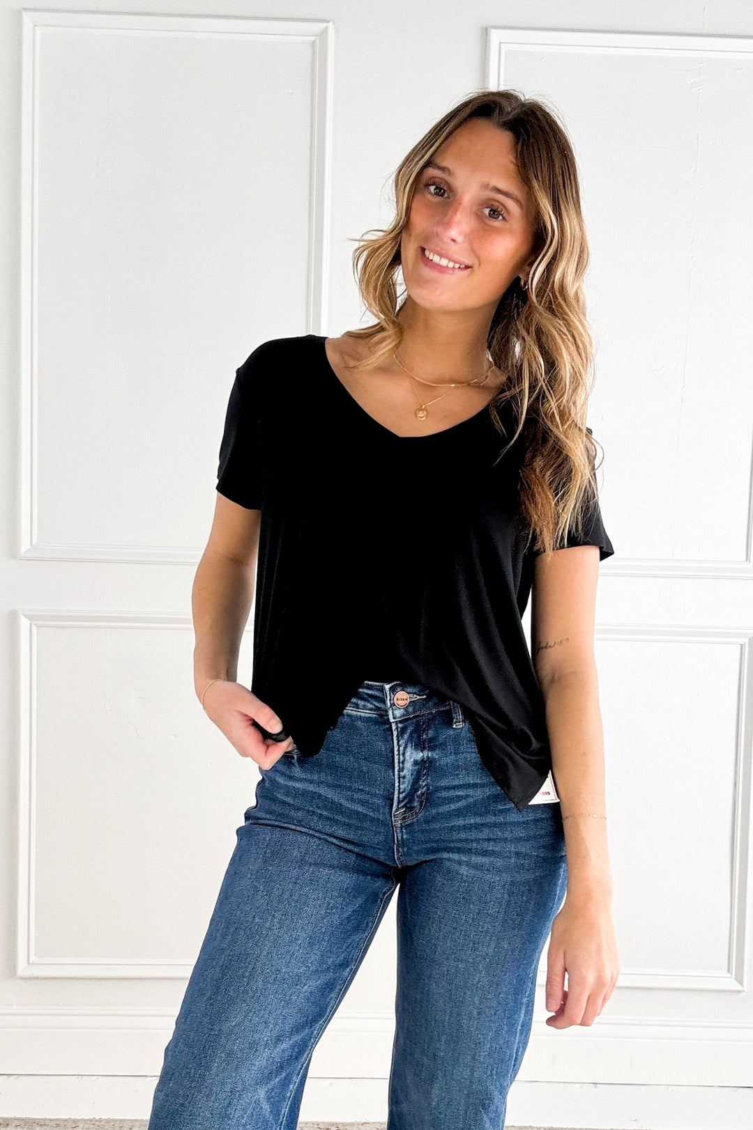 Ananya Tee by Thread & Supply