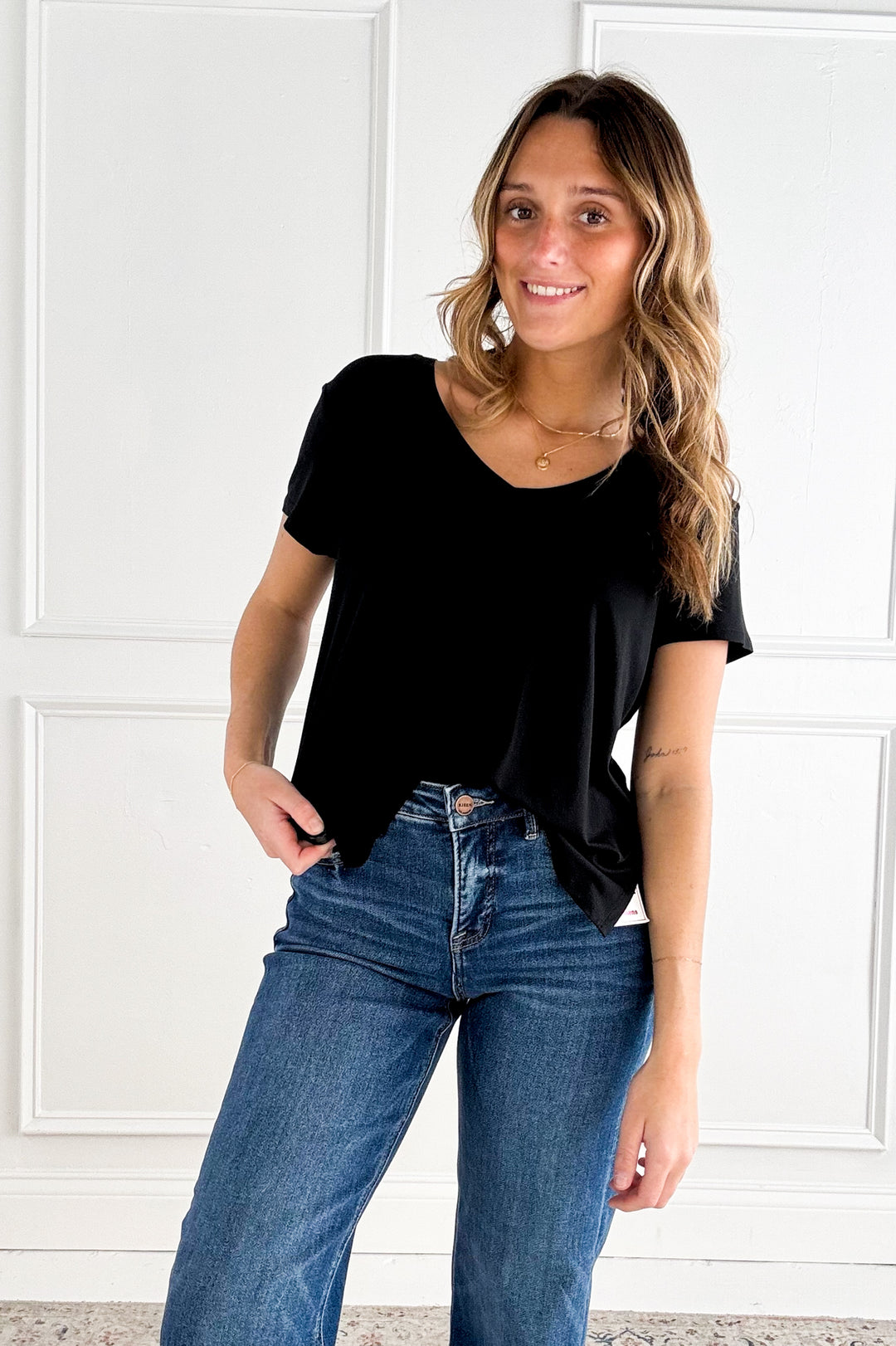 Ananya Tee by Thread & Supply