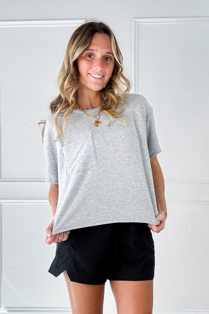 Round Neck Short Sleeve Pocket Tee