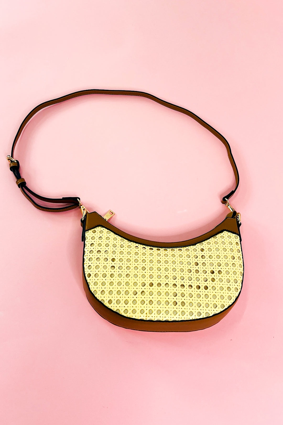 Daisy Half-Moon Rattan Crossbody w/ Contrast