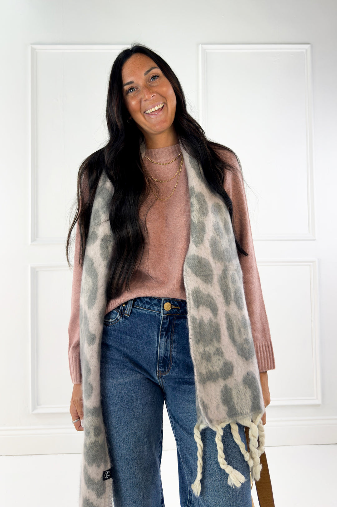 Wool Blend Classic Crewneck Sweater Top